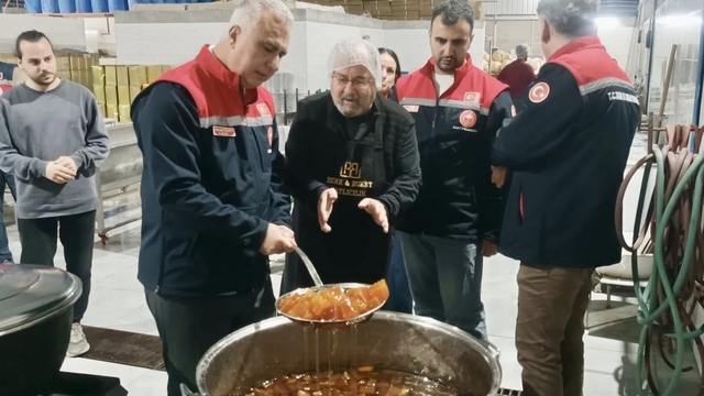 Hatay'da coğrafi işaretli kabak tatlısı üretimi yapan işetme denetlendi
