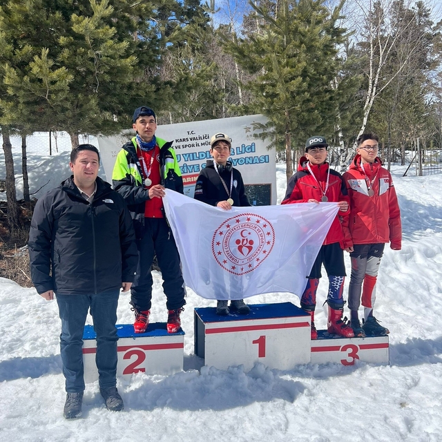 Spor A.Ş, Sarıkamış'tan iki madalya ile döndü