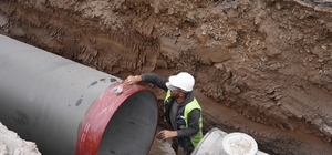 Düzce Belediyesi su şebekesini yeniliyor Çalışmalar haftanın 7 günü kesintisiz sürüyor