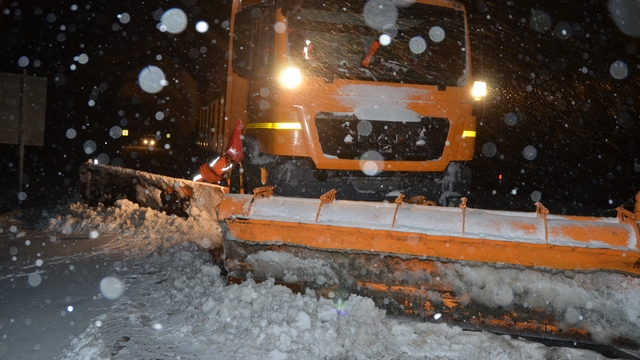 Alacabel'de yağmur kara döndü, kar kalınlığı 5 santime ulaştı
Akseki-Seydişehir yolunda kar mesaisi başladı