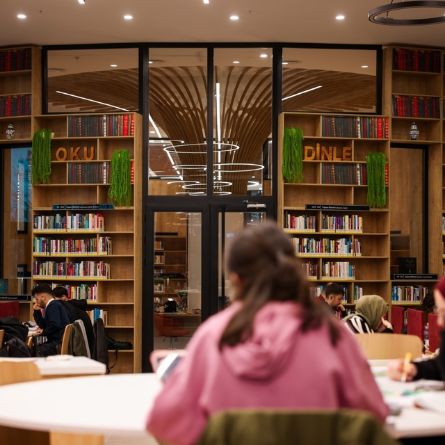 Roman Kahramanları İzmit sokaklarına inecek