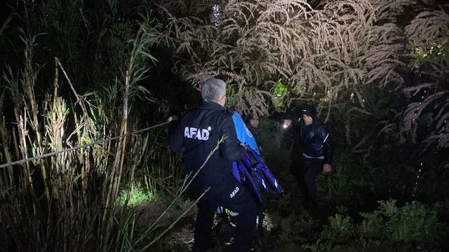 Azgın dereye kapıldı 4 saatlik mücadeleyle hayata tutundu