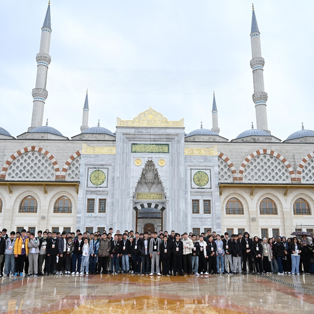 Başkan Altay: "Genç Seyyah projemizle bu yıl 25 bin 920 öğrencimizi daha İs...