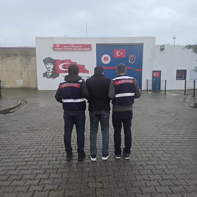 Batman'da firari FETÖ hükümlüsü yakalandı