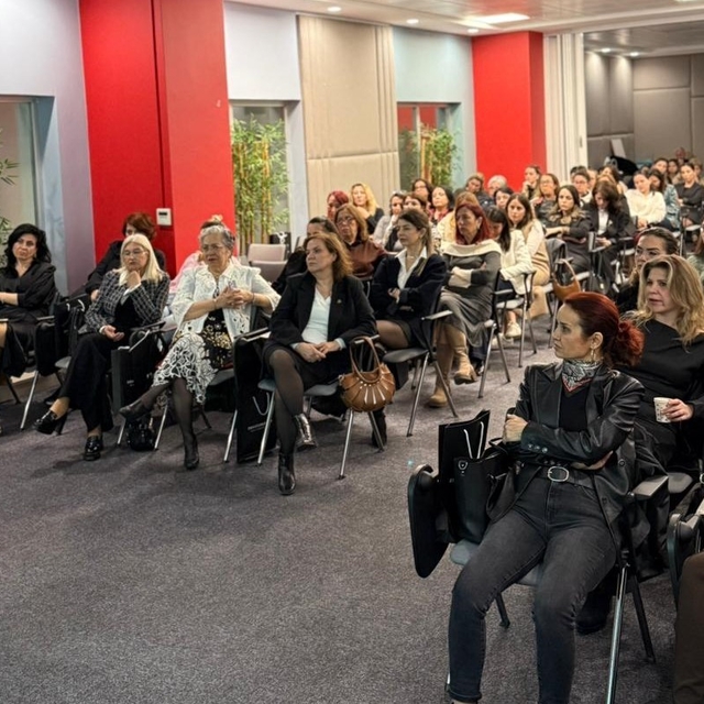 Aydın'da kadınlara ezber bozan eğitim
"Kadınlar başarılı ve mutlu olduğunda...