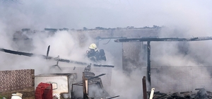 Menteşe'de evde çıkan yangında ev kullanmaz hale geldi