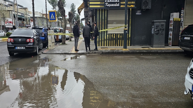 Çarşaf giyip soygun için girdikleri kuyumcuda iş yeri sahibini yaralayan şüpheliler yakalandı