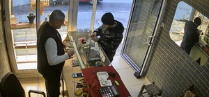 Kuyumcuya müşteri gibi giren hırsız 60 bin liralık yüzüğü alıp kayıplara karıştı