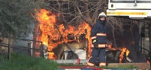 Kilis'te STK'ya ait prefabrik yapıda yangın