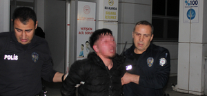 Annesinin, erkek arkadaşını bıçakladı; ikinci kez saldırı anı kamerada