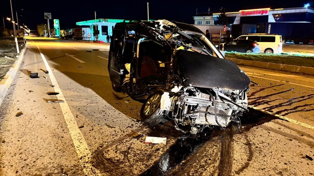 Afyonkarahisar'da trafik kazası: 1 ölü, 1 yaralı