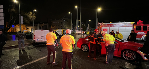 Kayseri'de hafif ticari araç ile otomobil çarpıştı: 2 yaralı