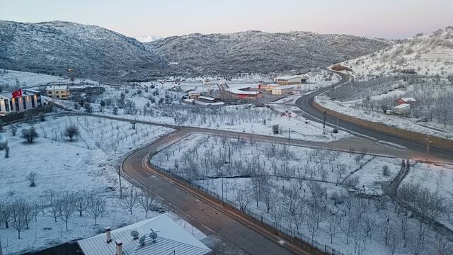Konya'nın Hadim ilçesi beyaza büründü