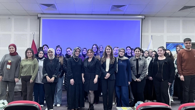 Kütahya'da 'Denetimli Serbestlikte Sosyal Hizmetin Rolü' konulu panel