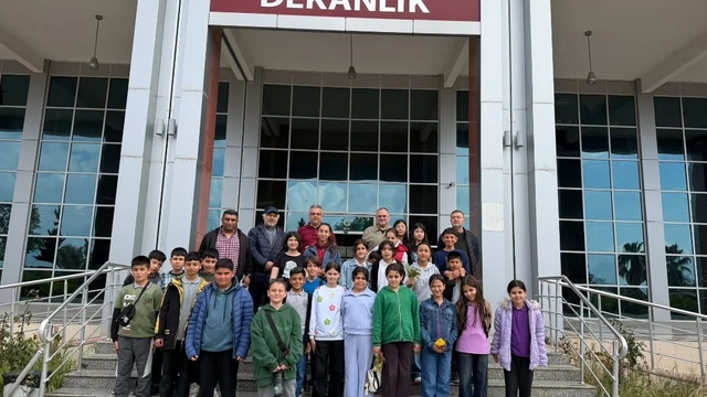 Yenipazarlı öğrenciler doğayı bilimle keşfetti