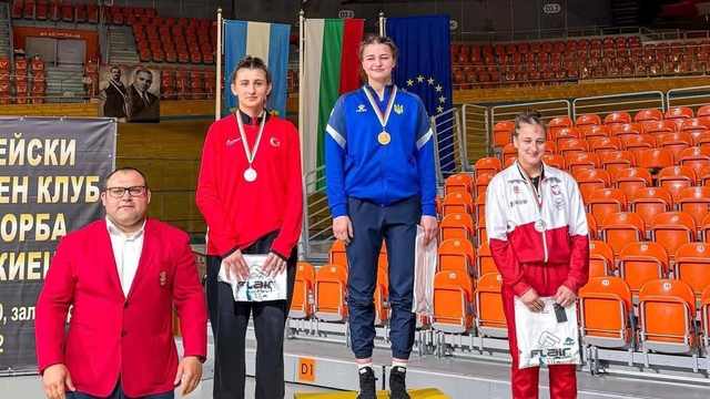 Erzincanlı güreşçiler Bulgaristan'da madalya kazandı