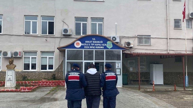 Kuşadası ve Nazilli'de aranan 2 şahıs yakalandı