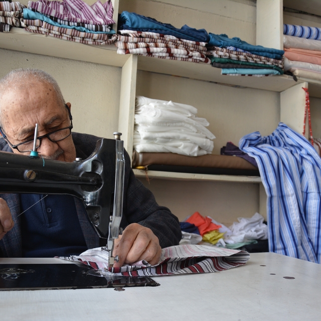 Unutulan çizgili pijamalar yeniden revaçta
Manisa'da 12 metrekarelik dükkan...