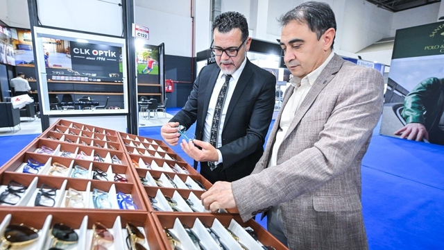 Görme sağlığının geleceği İzmir'de konuşuldu
Erken teşhisin önemi anlatıldı