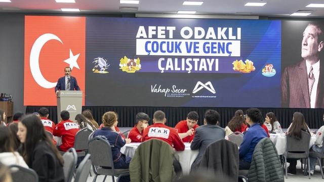 Mersin'de 'Afet Odaklı Çocuk ve Genç Çalıştayı' düzenlendi