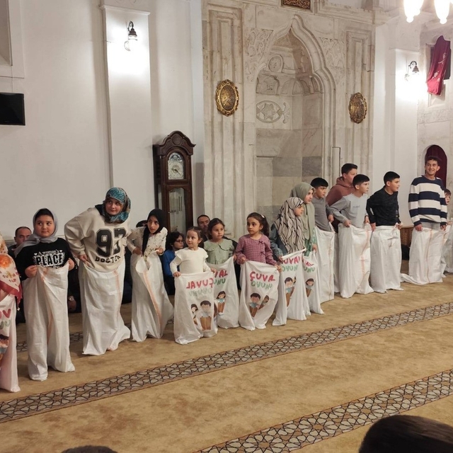 Bolvadin'de 'Vakti Kuşanmak Projesi' devam ediyor