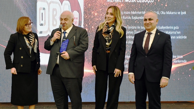 Musa Özgüçlü'ye "Sağlığa En Büyük Yatırım Yapan Hayırsever" ödülü
Oba Makarna sağlık yatırımlarıyla ödüllendirildi