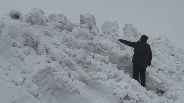 Kars'ta Mart sonunda kış geri döndü: Boğatepe Geçidi ve köyler kar altında