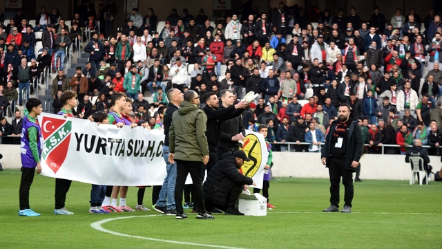 Karşıyaka'ya beraberlik yaramadı