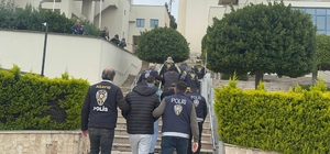 Turistleri hedef alan dolandırıcılık şüphelileri adliyeye sevk edildi