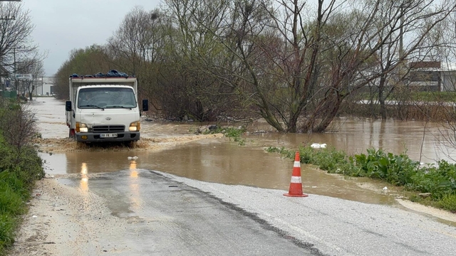 Bursa'da sağanak ve fırtına (2)