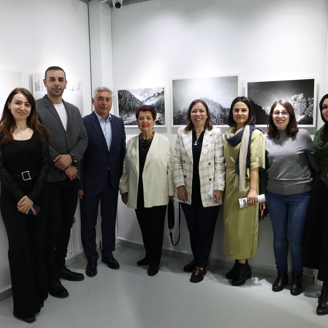 'Yerle Gök Arasında' sergisi Fotoğraf Müzesi'nde kapılarını açtı