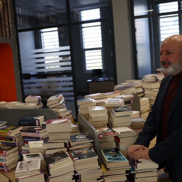 Başkan Çolakbayrakdar: "Kütüphaneler haftası vesilesiyle bilgiyle büyüyen b...