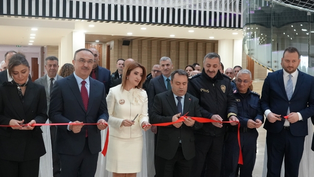 Tekirdağ'da mahkumların hazırladığı resim sergisi açıldı