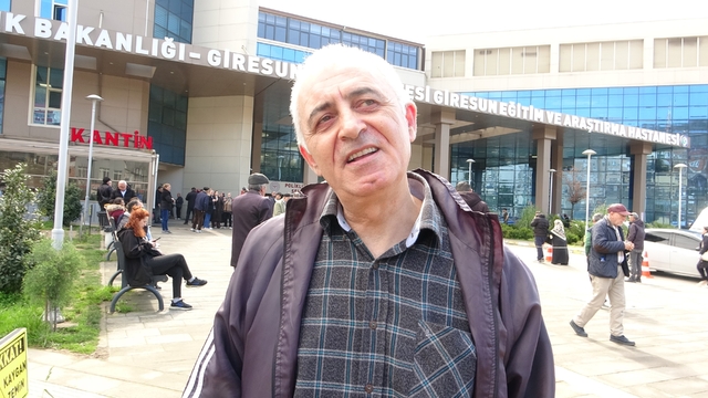 Baba Ahmet Torun: "Adalete güveniyorum"
Tacizle ilgili adli dava sürerken, kızının geçirdiği kazayla ilgili konuştu