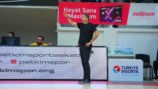 Aliağa Petkimspor'da Özhan Çıvgın dönemi sona erdi