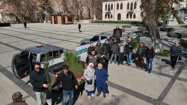 Sinop'ta binlerce fidan toprakla buluşuyor