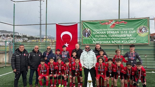 Karşıyaka'da Gökhan Şensan adına düzenlenen turnuva ilgi gördü