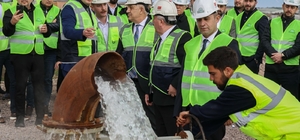 Avrupa'nın en büyük sera kümelenmelerinden biri Dikili'de yükseliyor