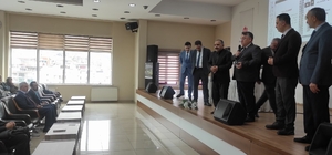 BEUN Rektörü Özölçer, hacı adayları için düzenlenen eğitim seminerine katıldı