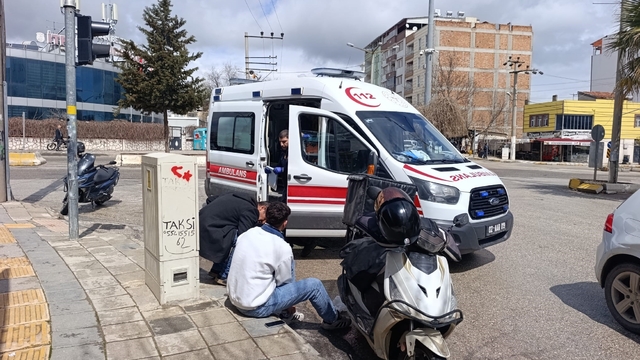 Devrilen motosikletin sürücüsü yaralandı