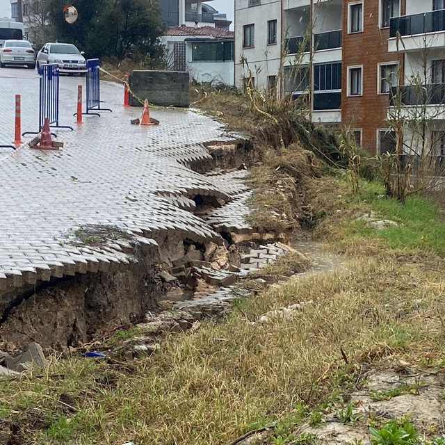Bursa'da sağanak ve fırtına (6)