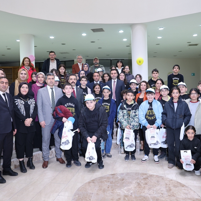 Elazığ'da 5 günlük kütüphane haftası başladı