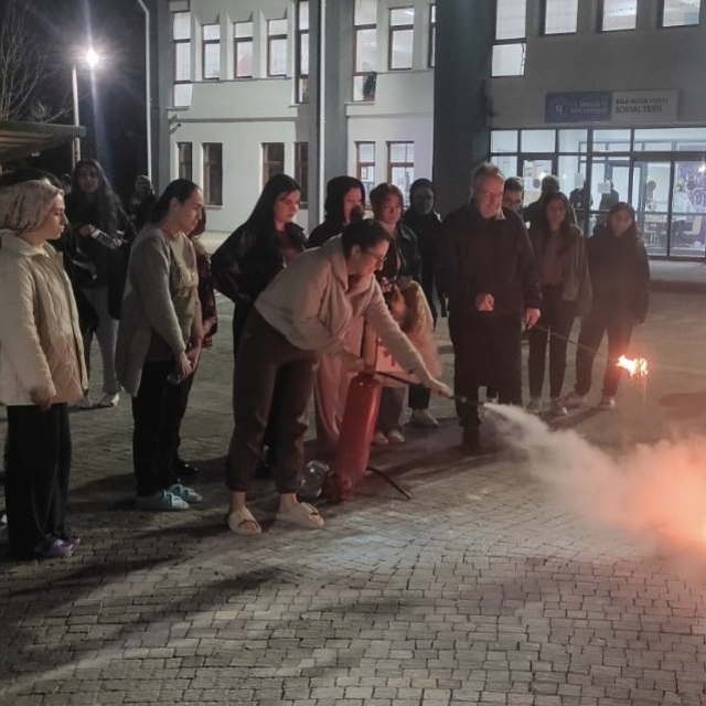 Bala Hatun Yurdu'nda afet tatbikatı