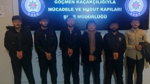 Bursa'da kaçak göçmen operasyonu: 17 yabancı uyruklu şahıs yakalandı