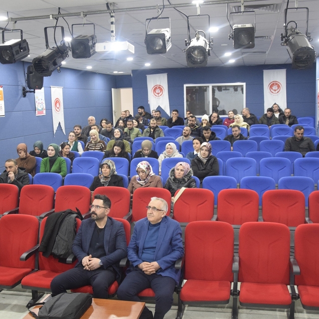 Muş'ta "Çocukla Etkili İletişim" eğitimi verildi