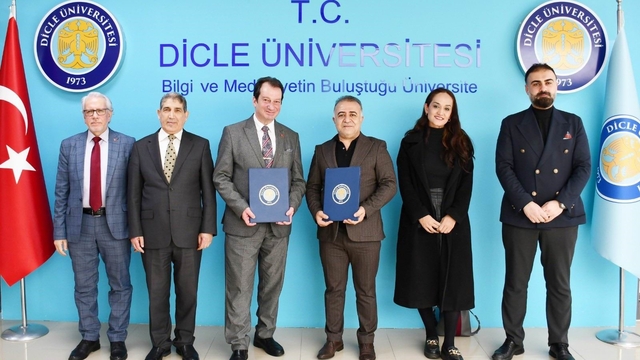 Diyarbakır'da üniversitesi personeline özel eğitim fırsatı
