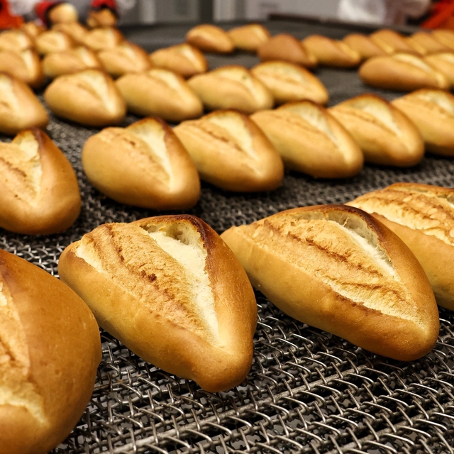 Denizli'de 1 Nisan itibariyle ekmek 17,50 TL, simit ise 20 TL'den satışa su...