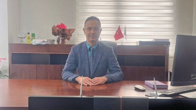 Çiçekdağı'na atanan milli eğitim müdürü görevine başladı