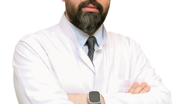 Bu belirtiler varsa spora devam etmeyin uyarısı
Doç. Dr. Recep Kurnaz: "Menisküs yırtıkları ihmal edilirse diz kireçlenmesine yol açabilir"
"Dizde ağrı, kilitlenme ve takılma hissi varsa spora devam etmek yırtığı büyütebilir"