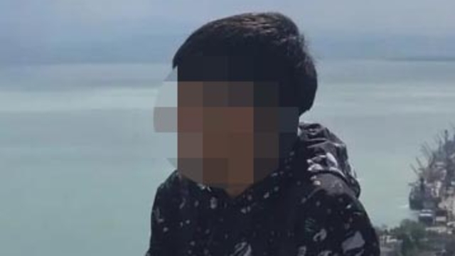 Markette başlayan kavga dışarı taştı; 17 yaşındaki çocuk göğsünden bıçaklandı